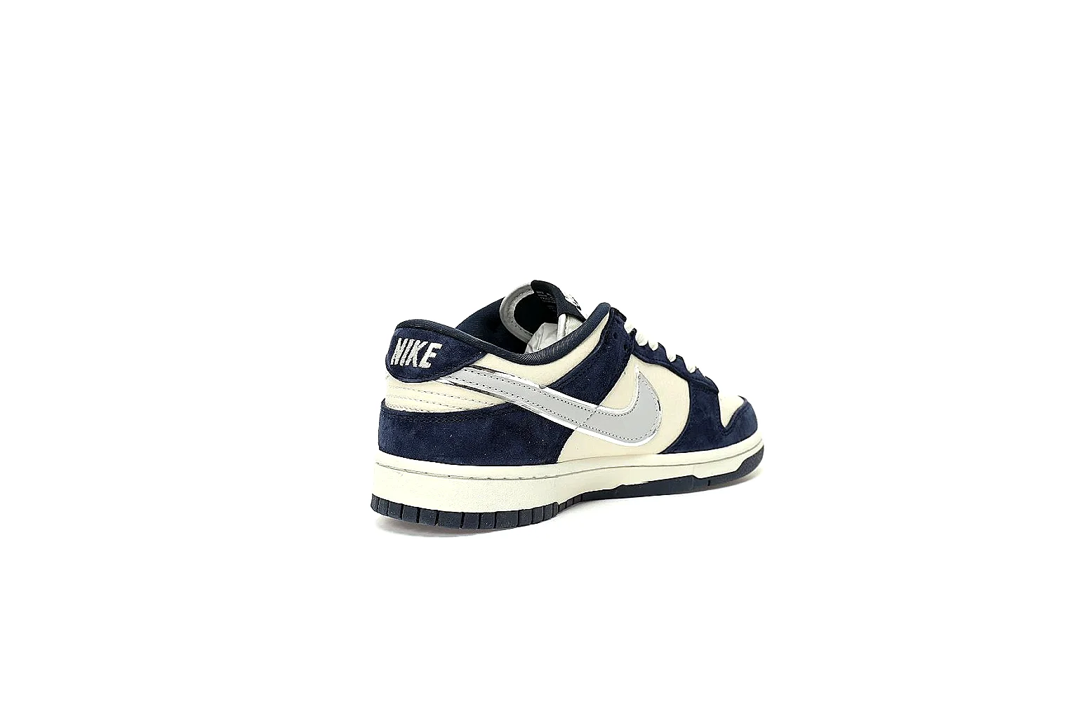Kako Sheetbase record image for Nike Navy Cream Low Court thumbnail 6
