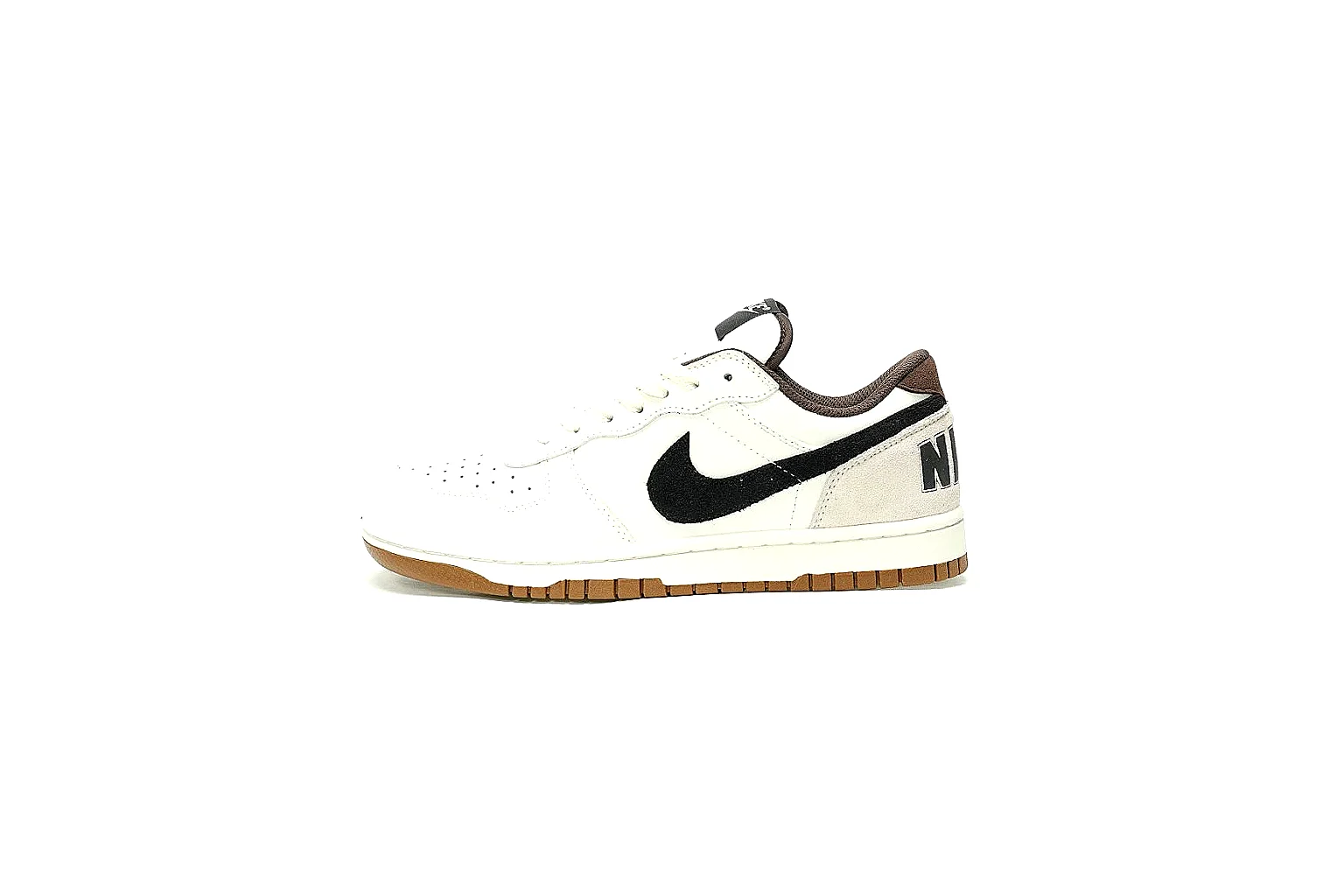 Kako Sheetbase record image for Nike White Black Gum Low Court