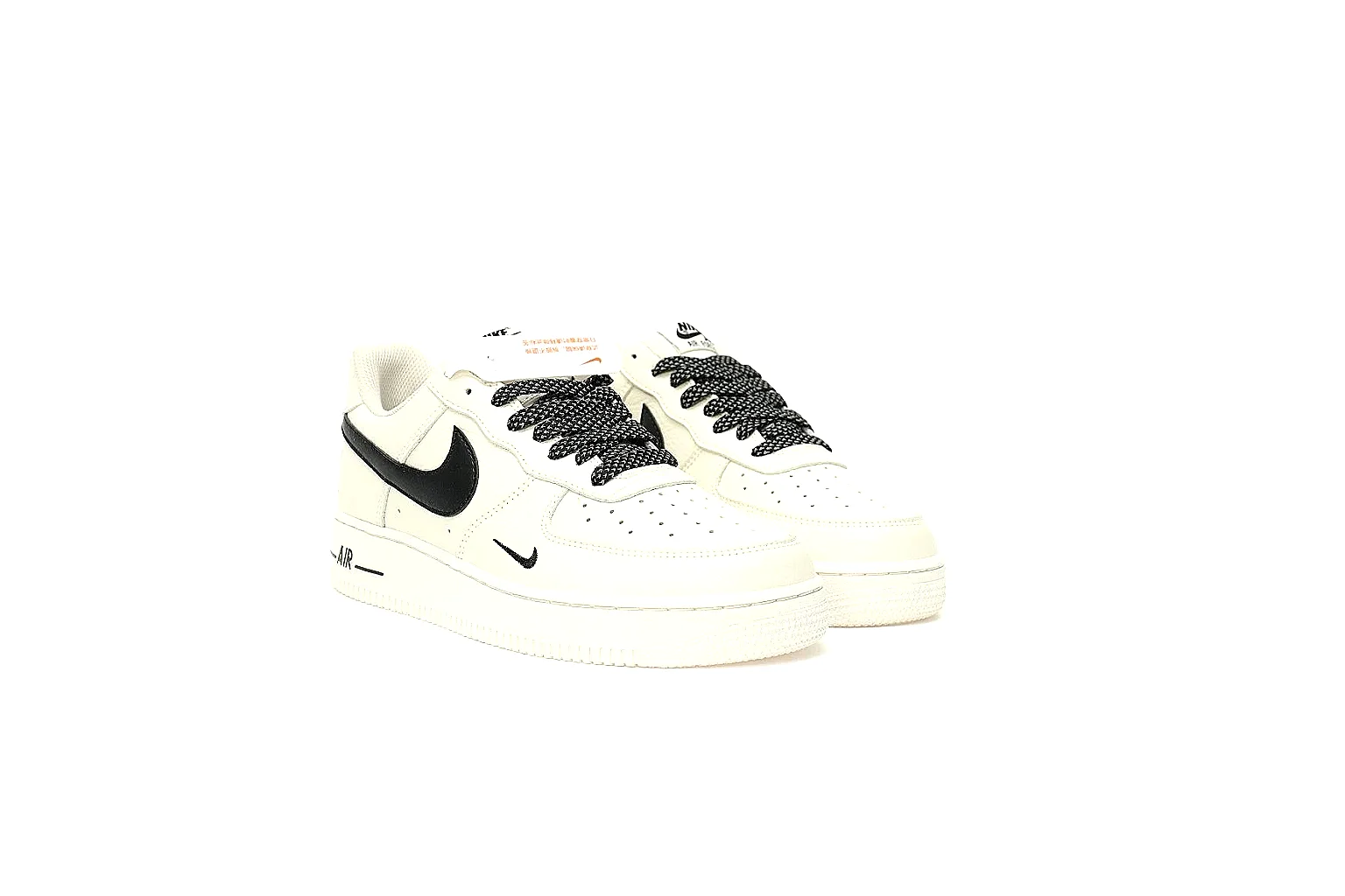 Kako Sheetbase record image for Nike White Black Low Court