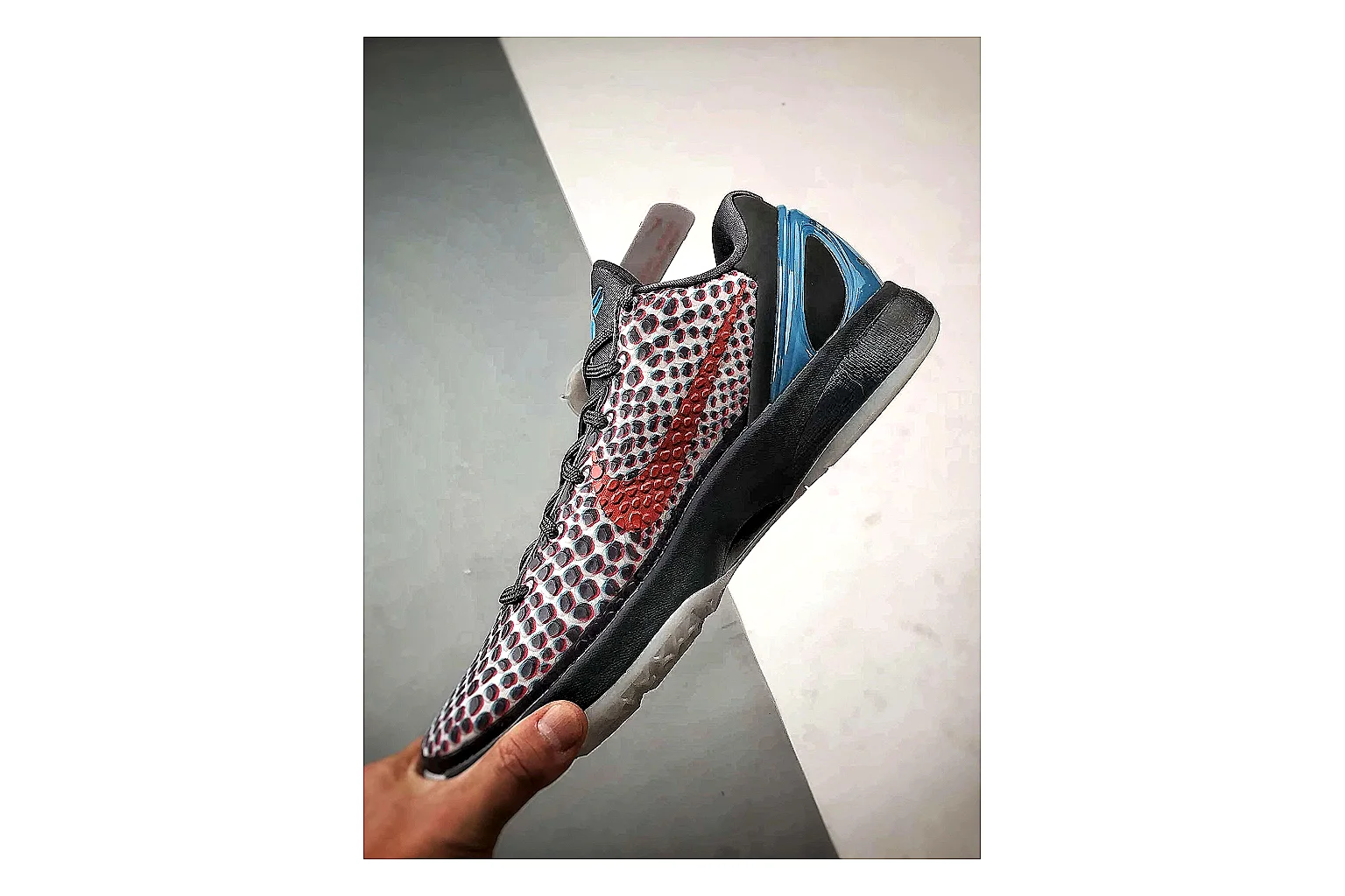 Nike Woven Runner Gray Teal spreadsheet record photo showing gray woven-mesh runner upper, teal accent details, modern runner shape, and cushioned sole thumbnail 3