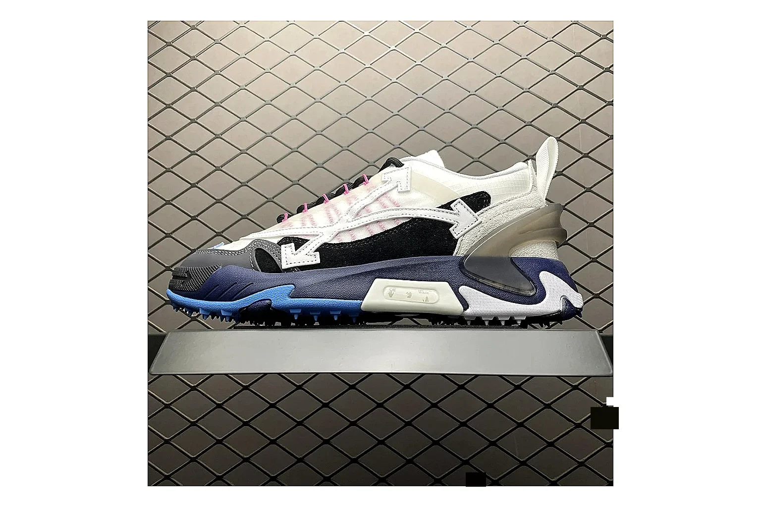 Off-White Out Of Office White Navy Sheetbase record image with white navy out-of-office low-top with mixed upper and low top shape