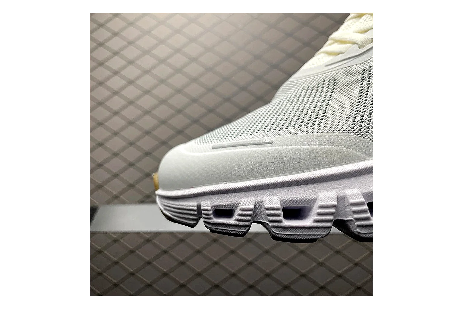 On Cloud 6 White Grey Sneaker Sheetbase record image with white grey cloud 6 runner with mixed upper and trainer shape thumbnail 5