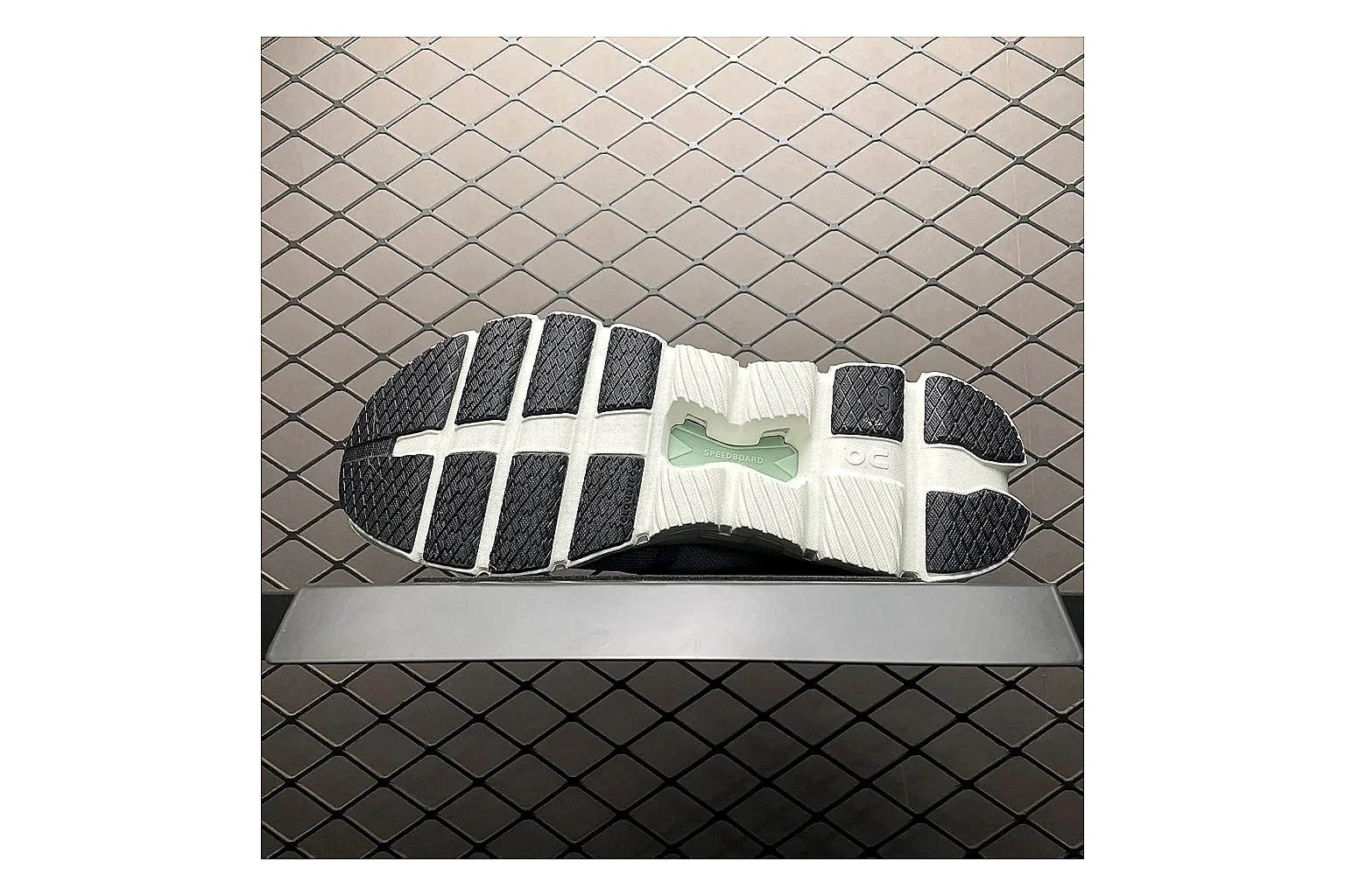 On Cloud X Grey Green Sneaker Sheetbase record image with grey green cloud x trainer with mixed upper and trainer shape thumbnail 4