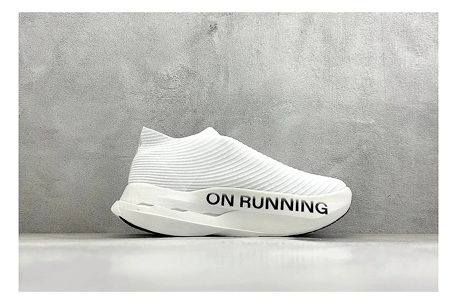 On Cloudboom White Black spreadsheet record photo showing white performance mesh, black contrast details, slim racing profile, and segmented CloudTec sole thumbnail 6