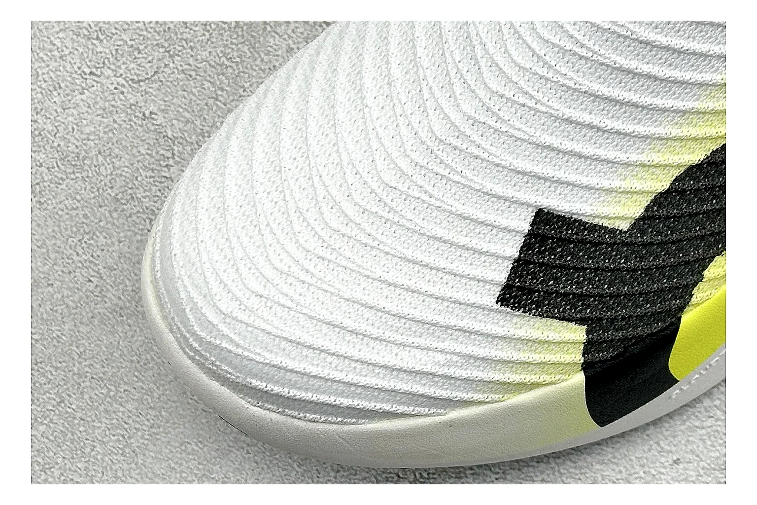 On Cloudboom White Lime spreadsheet record photo showing white performance mesh, lime gradient accents, slim racing profile, and segmented CloudTec sole thumbnail 5
