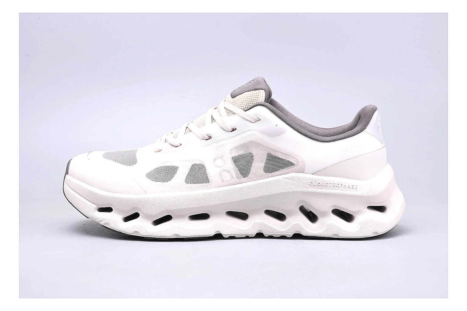 On Cloudtilt White Grey Sneaker Sheetbase record image with white grey cloudtilt lifestyle trainer with mixed upper and trainer shape