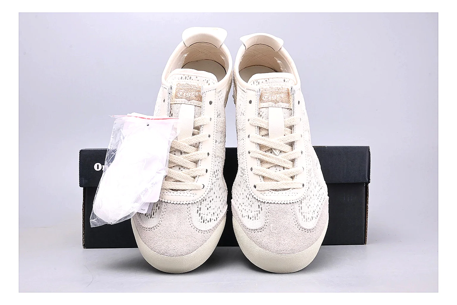 Onitsuka Tiger Mexico 66 Cream Sheetbase record image with cream mexico 66 low-top with mixed upper and low top shape