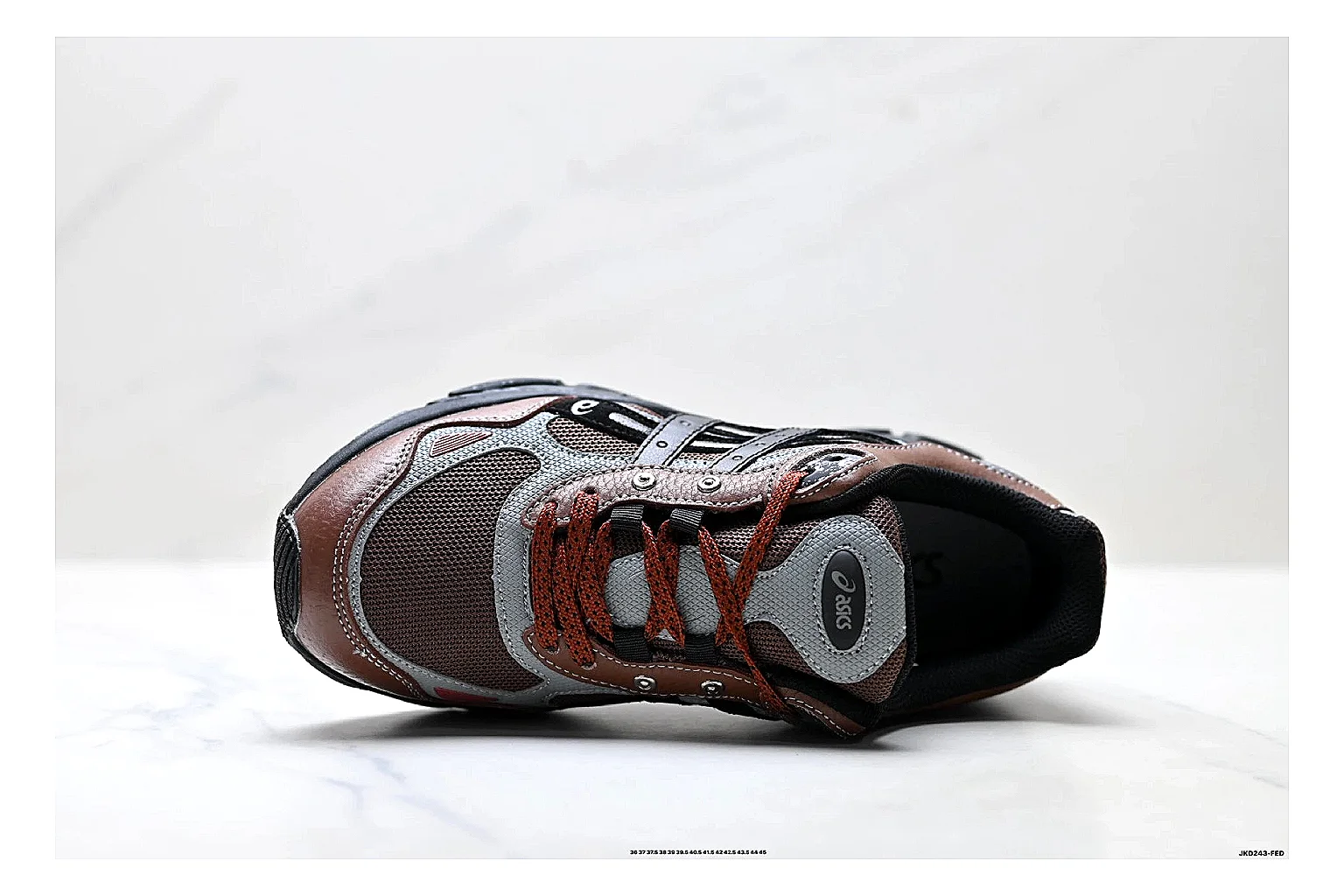 Onitsuka Tiger GEL-C 2.0 Brown Black Sneakers spreadsheet record image with brown black mesh runner sneakers with mesh-leather texture, side-profile shape, upper panel lines, and outsole detail thumbnail 2