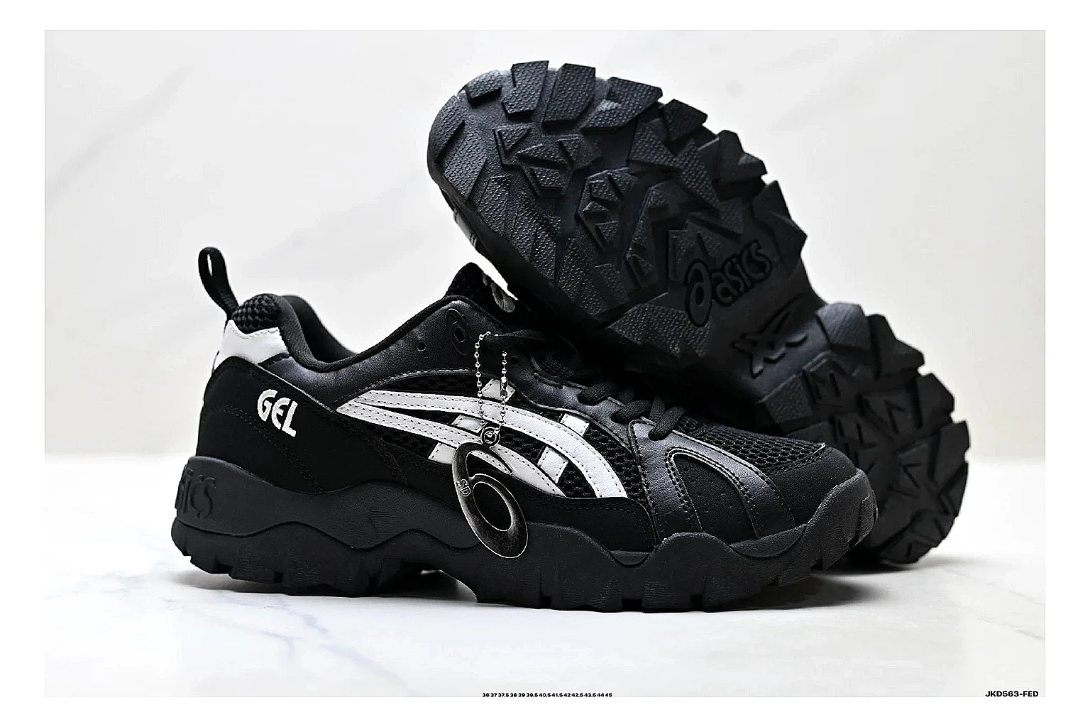 Onitsuka Tiger Gel-Tru Black White Sneakers spreadsheet record image with black white trail runner sneakers with mesh-leather texture, side-profile shape, upper panel lines, and outsole detail thumbnail 5