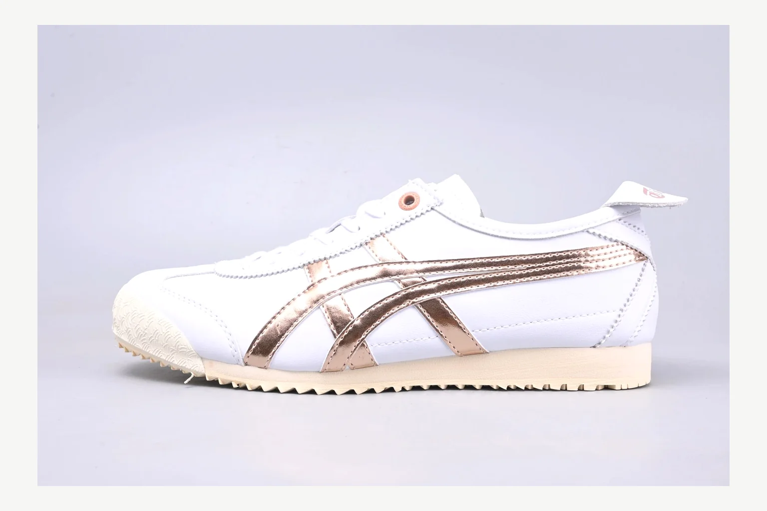 Onitsuka Tiger White Brown Sneaker Sheetbase record image with white brown retro stripe low-top with mixed-material upper and low-profile shape