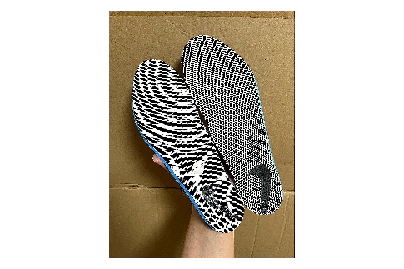 Casual Low-Top Sneaker 0703 Sheetbase record image with red casual low-top with mixed-material upper and low-profile shape thumbnail 2