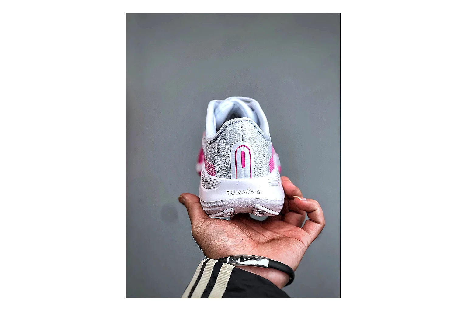 Casual Low-Top Sneaker 0765 spreadsheet record image with casual low-top sneaker with clean paneling, textured upper and six-view gallery for daily streetwear styling plus side-profile shape, upper panel lines, and outsole detail thumbnail 2