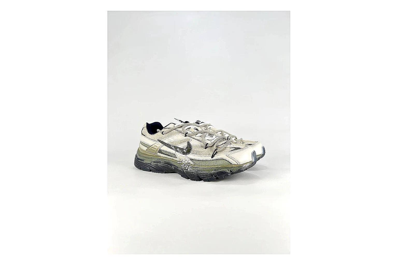Other Casual Low-Top Sneaker 5134 spreadsheet record photo showing textured low-top upper, clean paneling, daily casual silhouette, and straightforward sole shape thumbnail 6