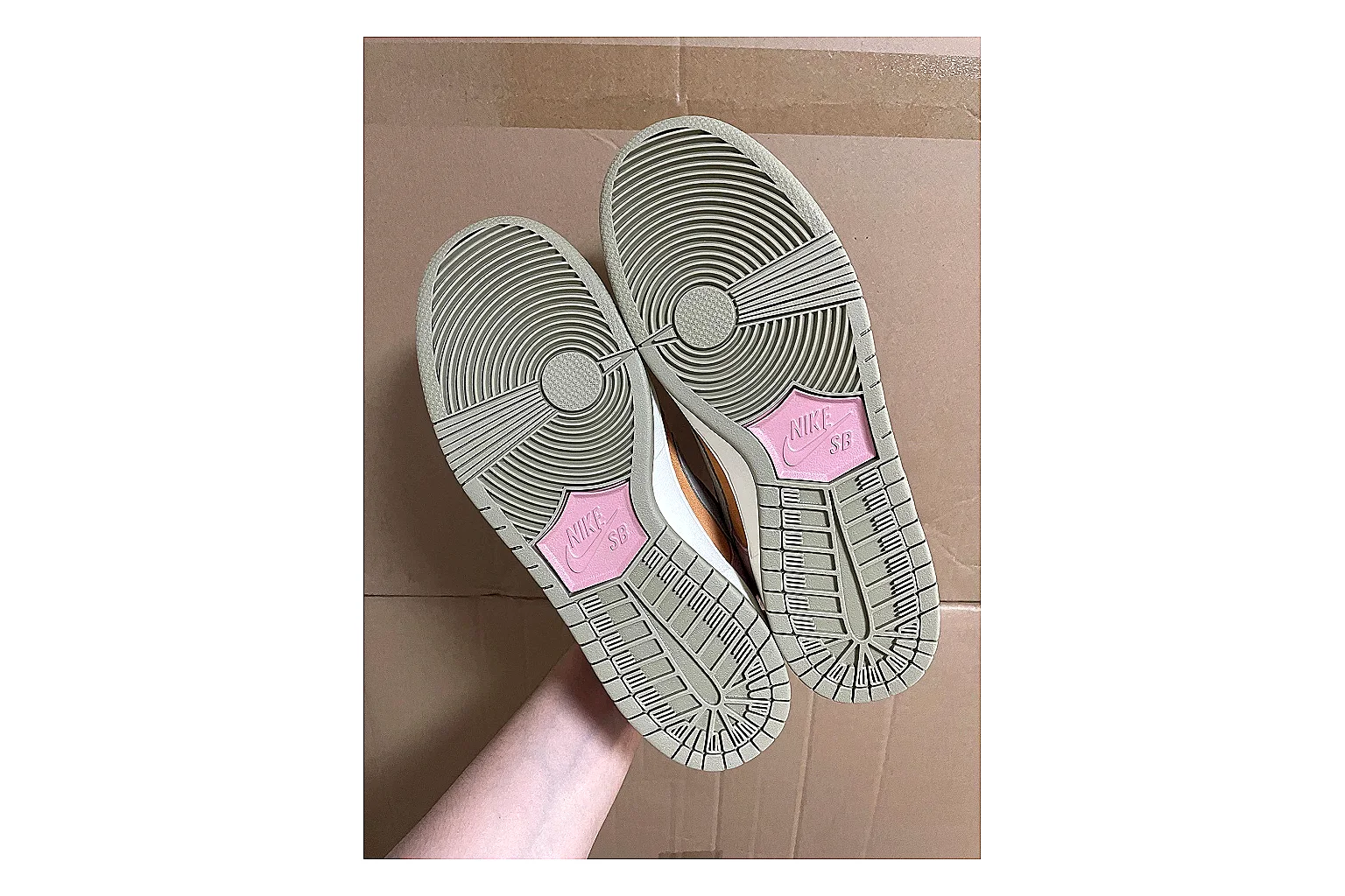 Casual Low-Top Sneaker 5146 Sheetbase record image with red casual low-top with mixed-material upper and low-profile shape thumbnail 5