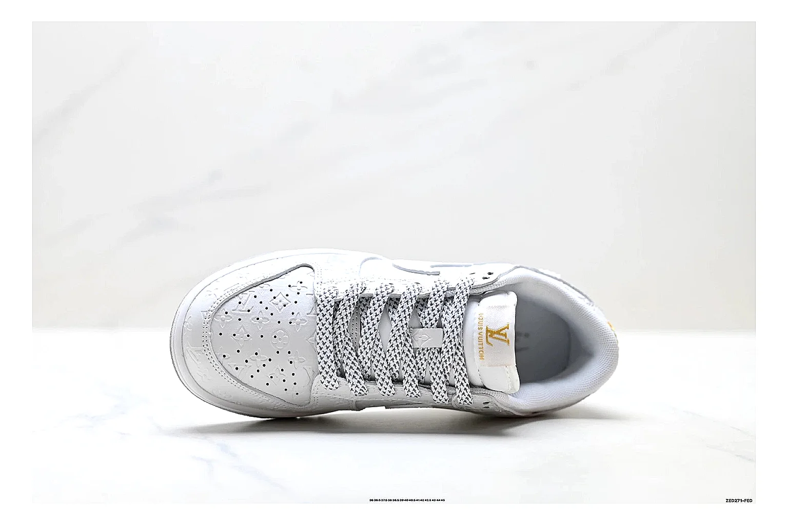 Other Casual Low-Top Sneaker 5147 spreadsheet record photo showing clean low-top construction, textured upper finish, simple streetwear shape, and six-angle product gallery thumbnail 2