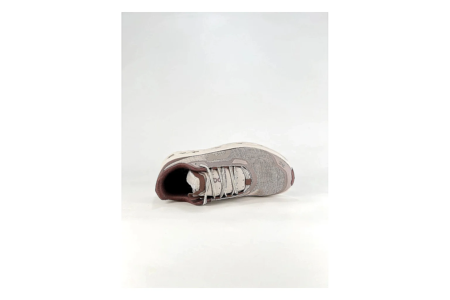 Other Casual Low-Top Sneaker 5153 spreadsheet record photo showing clean low-top paneling, textured upper, daily streetwear shape, and six-view gallery coverage thumbnail 2