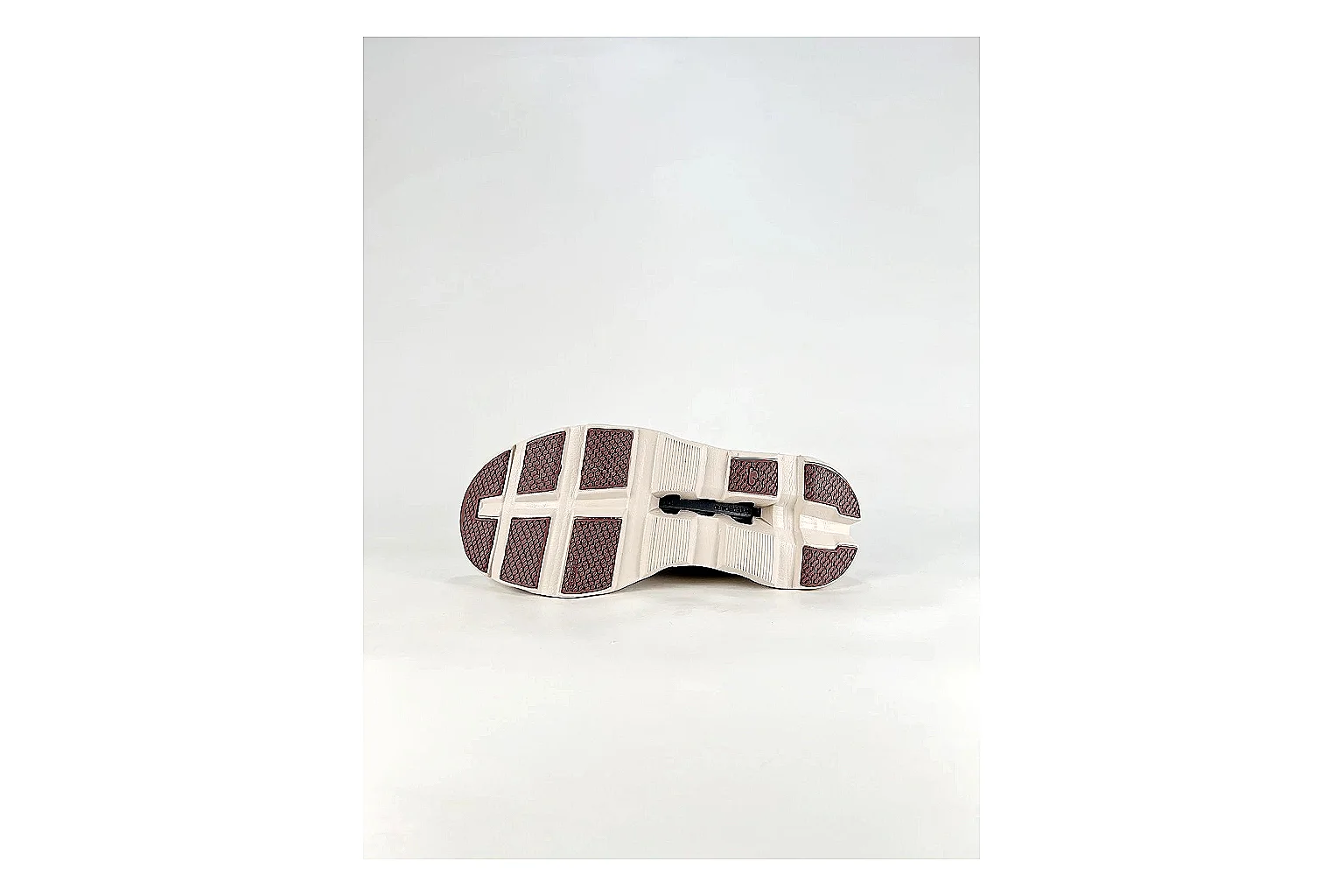 Other Casual Low-Top Sneaker 5153 spreadsheet record photo showing clean low-top paneling, textured upper, daily streetwear shape, and six-view gallery coverage thumbnail 4