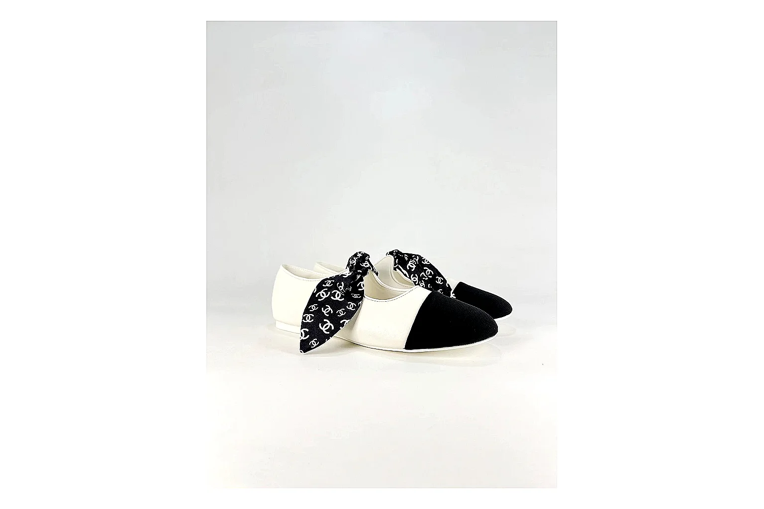 Other Casual Low-Top Sneaker 5165 spreadsheet record photo showing clean panel layout, textured low-top upper, simple streetwear profile, and everyday outsole thumbnail 6