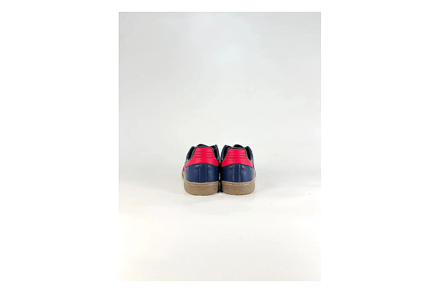 Casual Low-Top Sneaker 5180 Sheetbase record image with red casual low-top with mixed-material upper and low-profile shape thumbnail 3