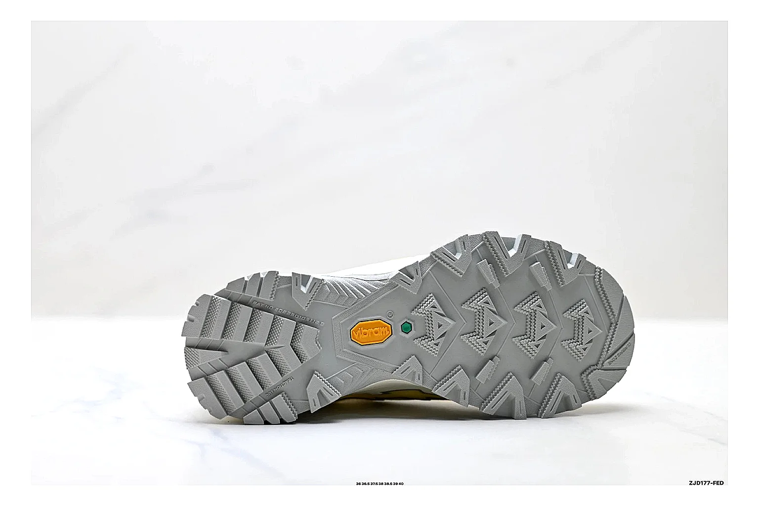 Casual Low-Top Sneaker 5222 Sheetbase record image with red casual low-top with mixed-material upper and low-profile shape thumbnail 4