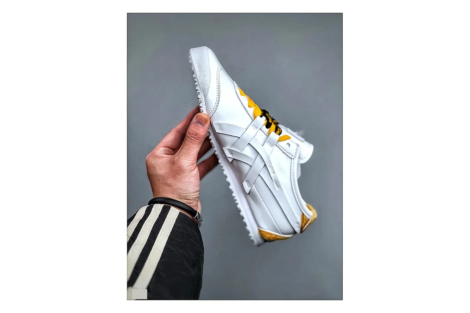 Casual Low-Top Sneaker 5234 spreadsheet record image with casual low-top sneaker with clean paneling, textured upper and six-view gallery for daily streetwear styling plus side-profile shape, upper panel lines, and outsole detail