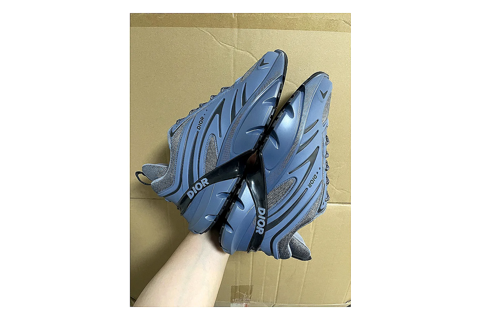 Casual Low-Top Sneaker 5618 spreadsheet record image SKU 1095505618 thumbnail 3