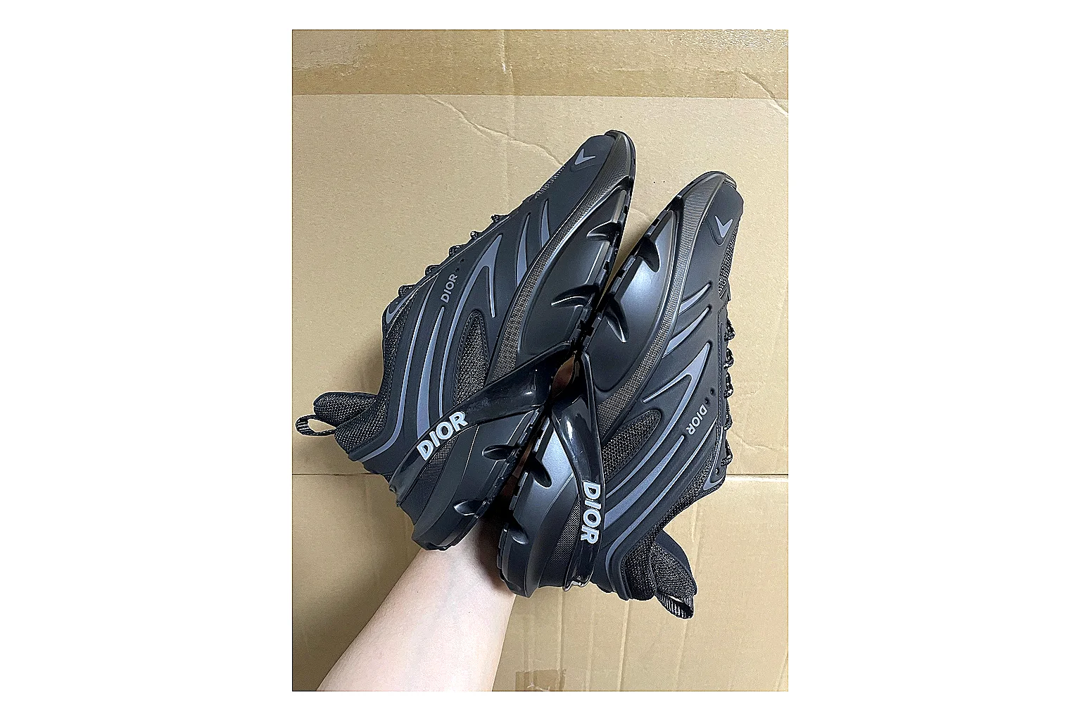 Casual Low-Top Sneaker 5666 spreadsheet record image with casual low-top sneaker with clean paneling, textured upper and six-view gallery for daily streetwear styling plus side-profile shape, upper panel lines, and outsole detail thumbnail 3
