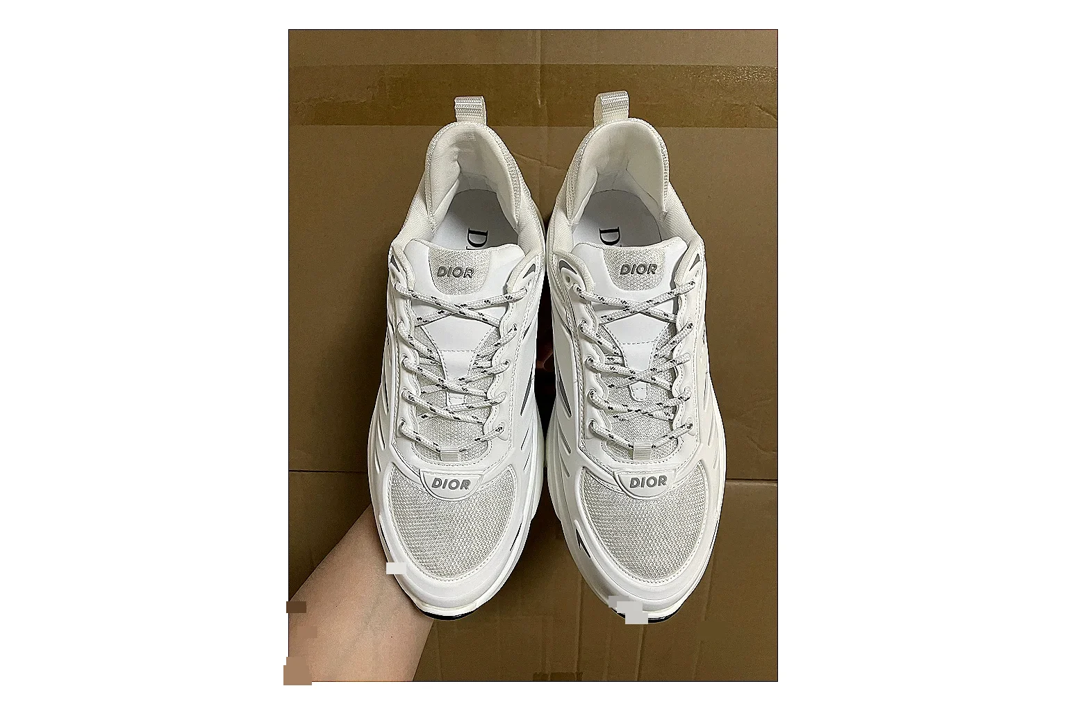 Casual Low-Top Sneaker 5690 Sheetbase record image with red casual low-top with mixed-material upper and low-profile shape