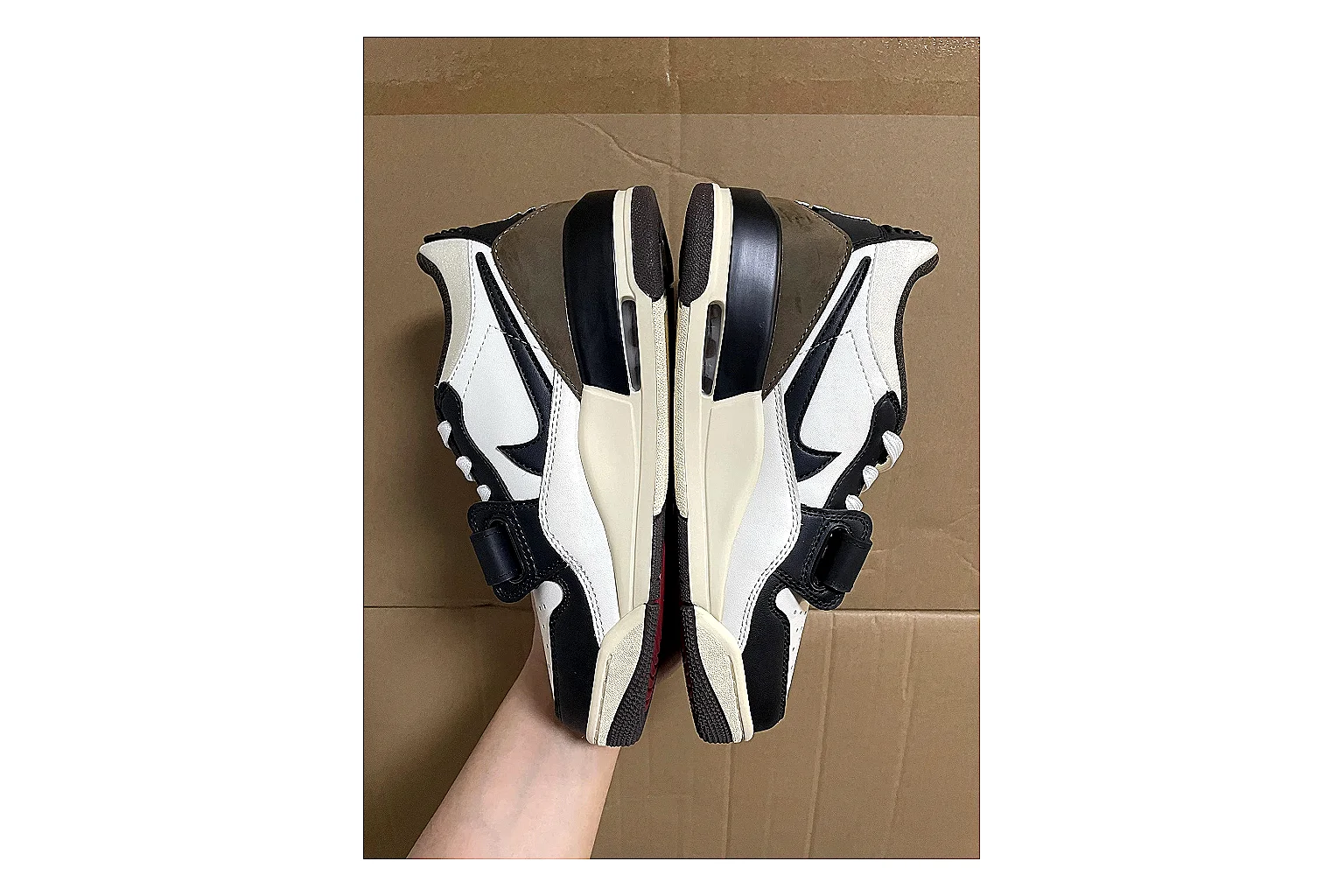 Casual Low-Top Sneaker 5802 spreadsheet record image with casual low-top sneaker with clean paneling, textured upper and six-view gallery for daily streetwear styling plus side-profile shape, upper panel lines, and outsole detail thumbnail 5