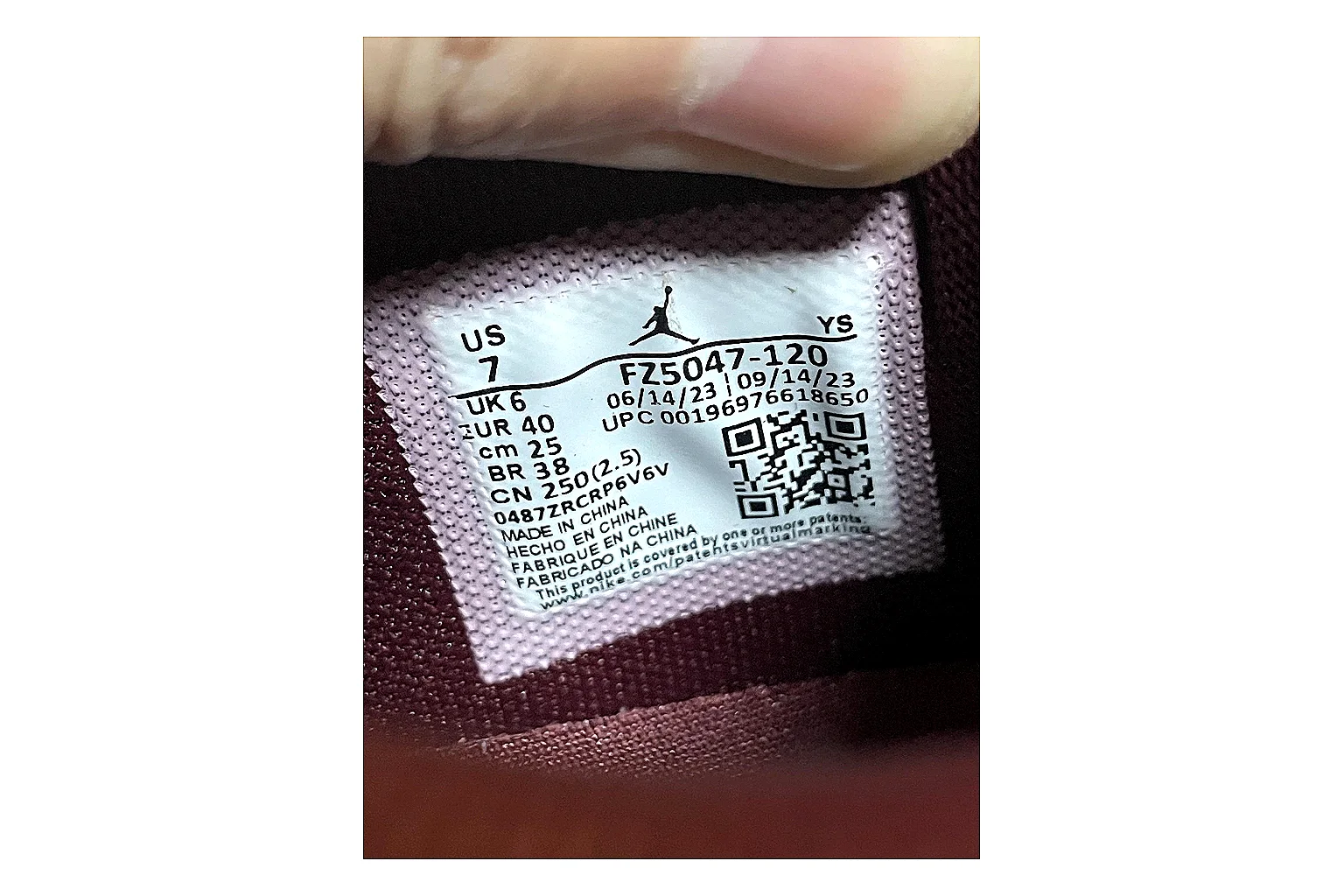 Casual Low-Top Sneaker 5864 spreadsheet record image with casual low-top sneaker with clean paneling, textured upper and six-view gallery for daily streetwear styling plus side-profile shape, upper panel lines, and outsole detail thumbnail 4