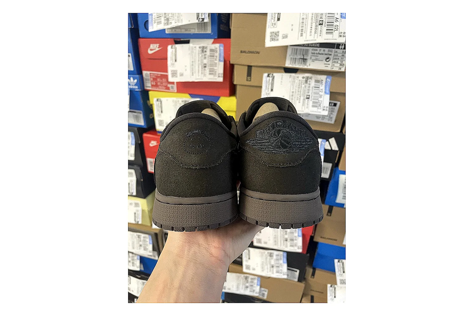 Casual Low-Top Sneaker 6647 Sheetbase record image with red casual low-top with mixed-material upper and low-profile shape thumbnail 2