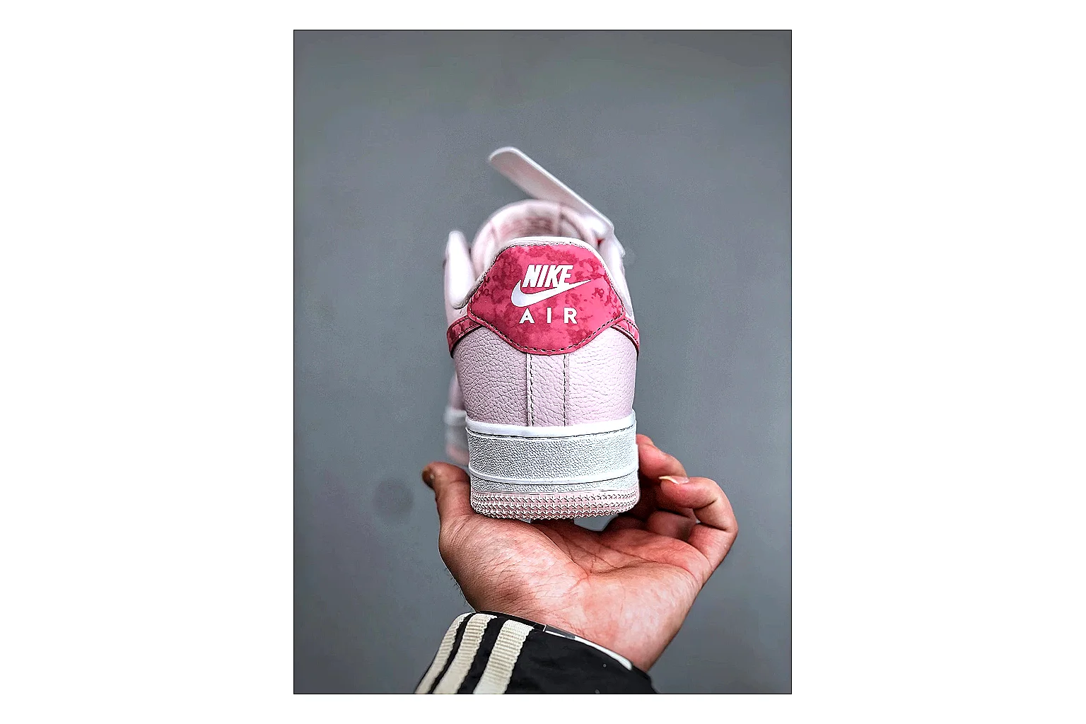 Casual Low-Top Sneaker 6726 Sheetbase record image with red casual low-top with mixed-material upper and low-profile shape thumbnail 2