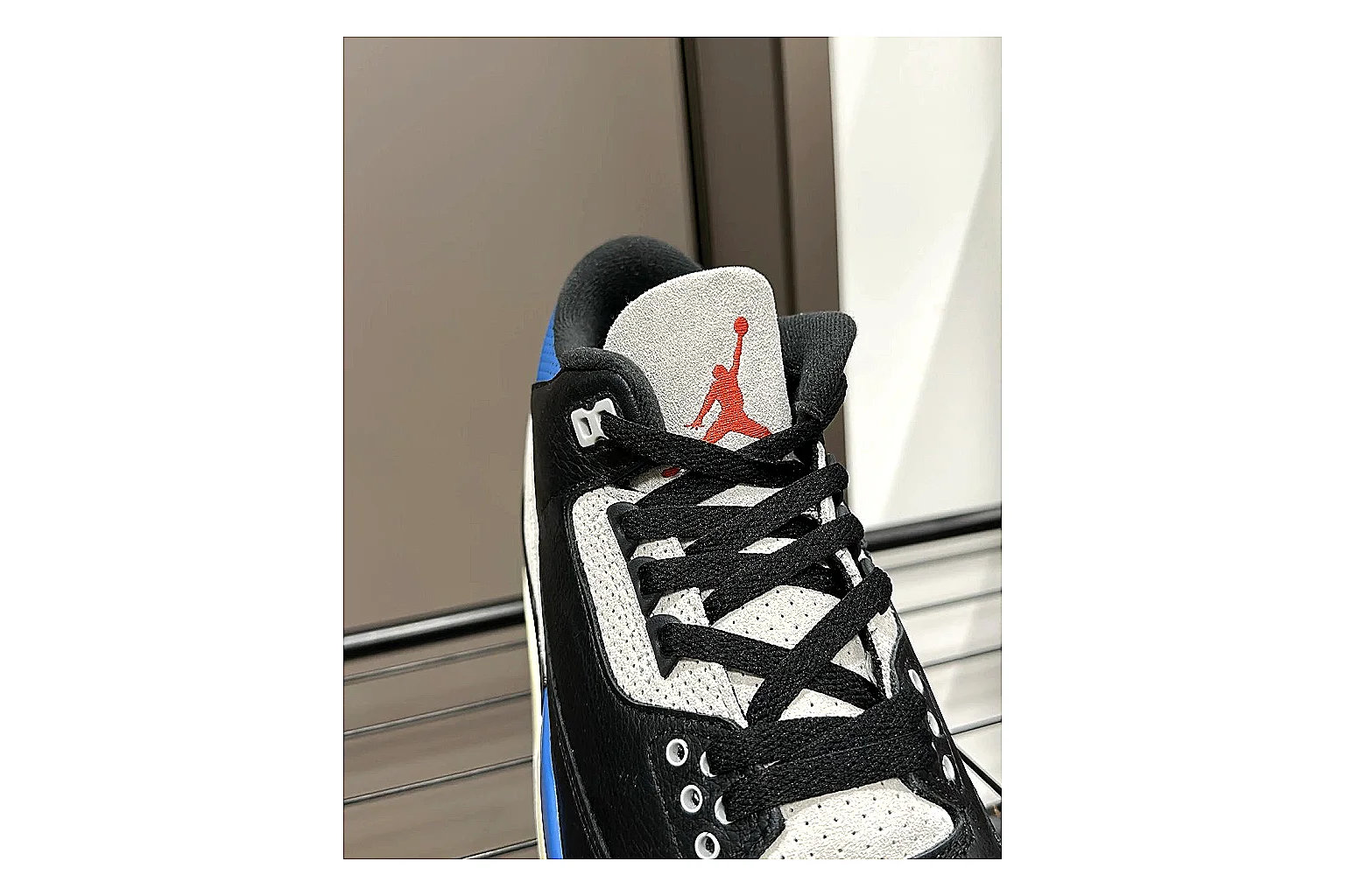 Casual Low-Top Sneaker 6865 spreadsheet record image SKU 1095506865 thumbnail 3