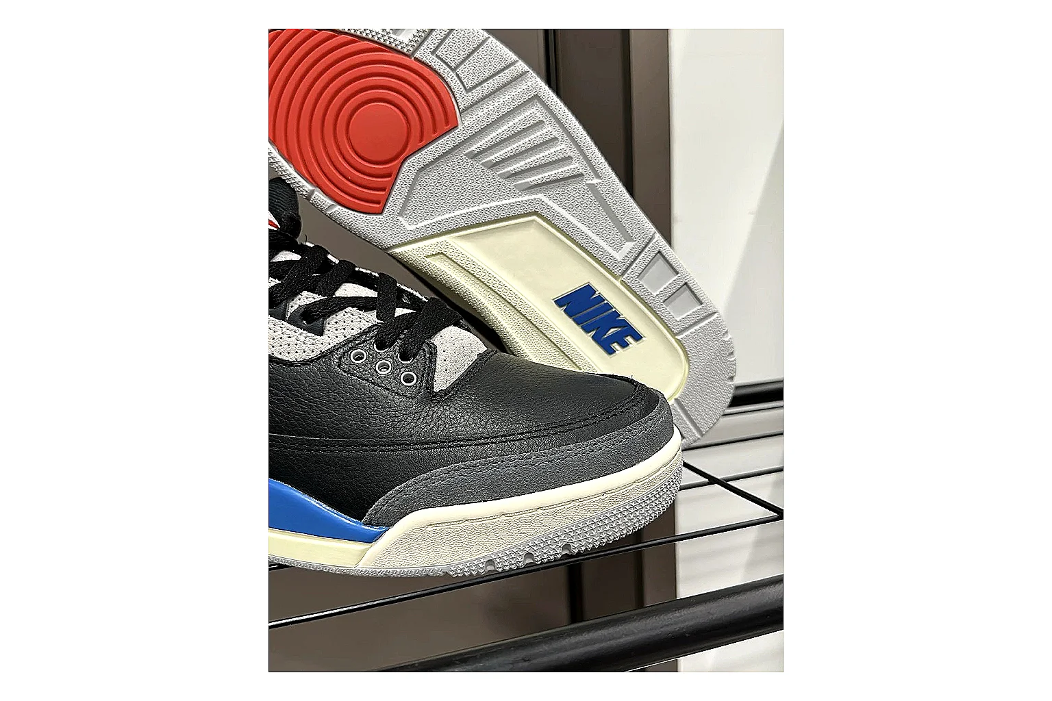 Casual Low-Top Sneaker 6865 spreadsheet record image SKU 1095506865 thumbnail 6