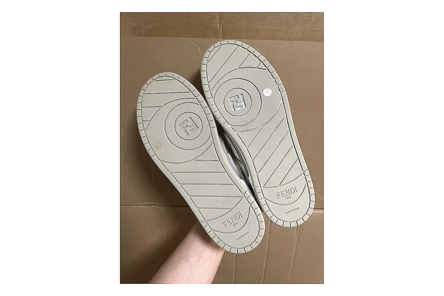 Casual Low-Top Sneaker 7521 spreadsheet record image SKU 1095507521 thumbnail 2