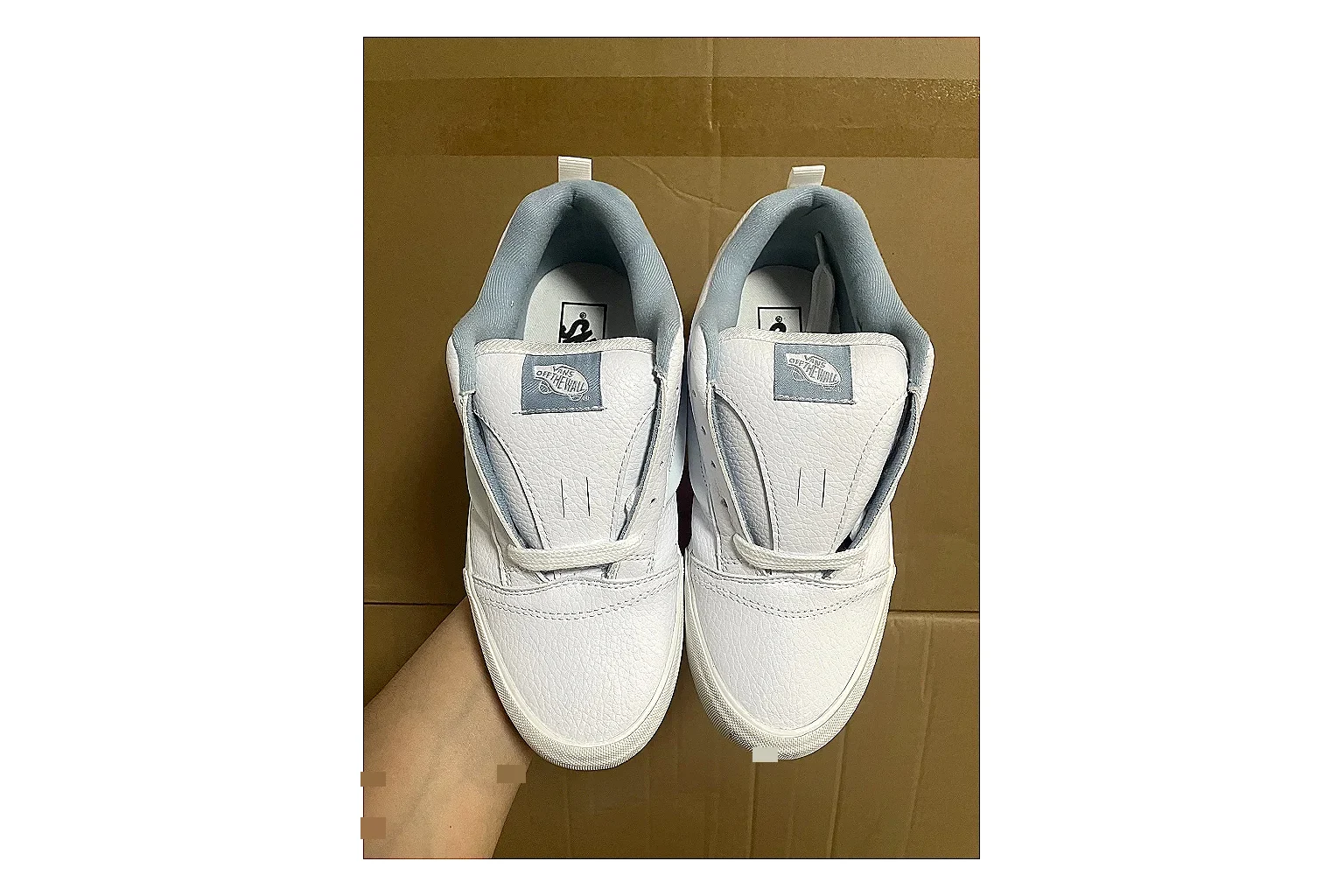 Casual Low-Top Sneaker 7578 Sheetbase record image with red casual low-top with mixed-material upper and low-profile shape