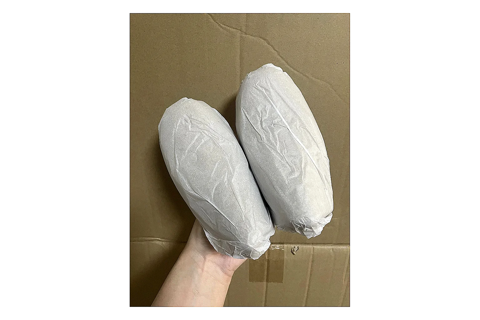 Casual Low-Top Sneaker 7650 Sheetbase record image with red casual low-top with mixed-material upper and low-profile shape thumbnail 6