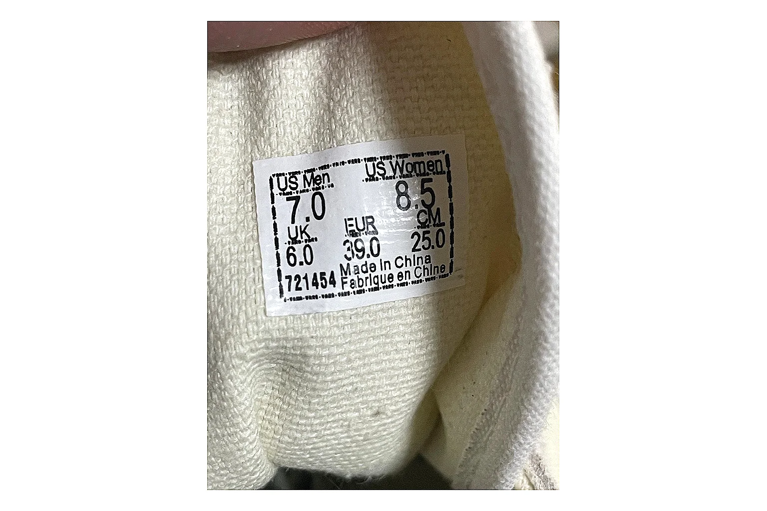 Casual Low-Top Sneaker 7783 spreadsheet record image SKU 1095507783 thumbnail 2