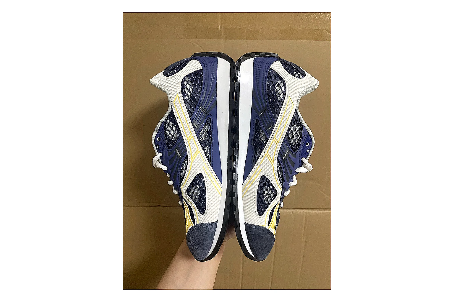 Casual Low-Top Sneaker 9325 Sheetbase record image with red casual low-top with mixed-material upper and low-profile shape thumbnail 5