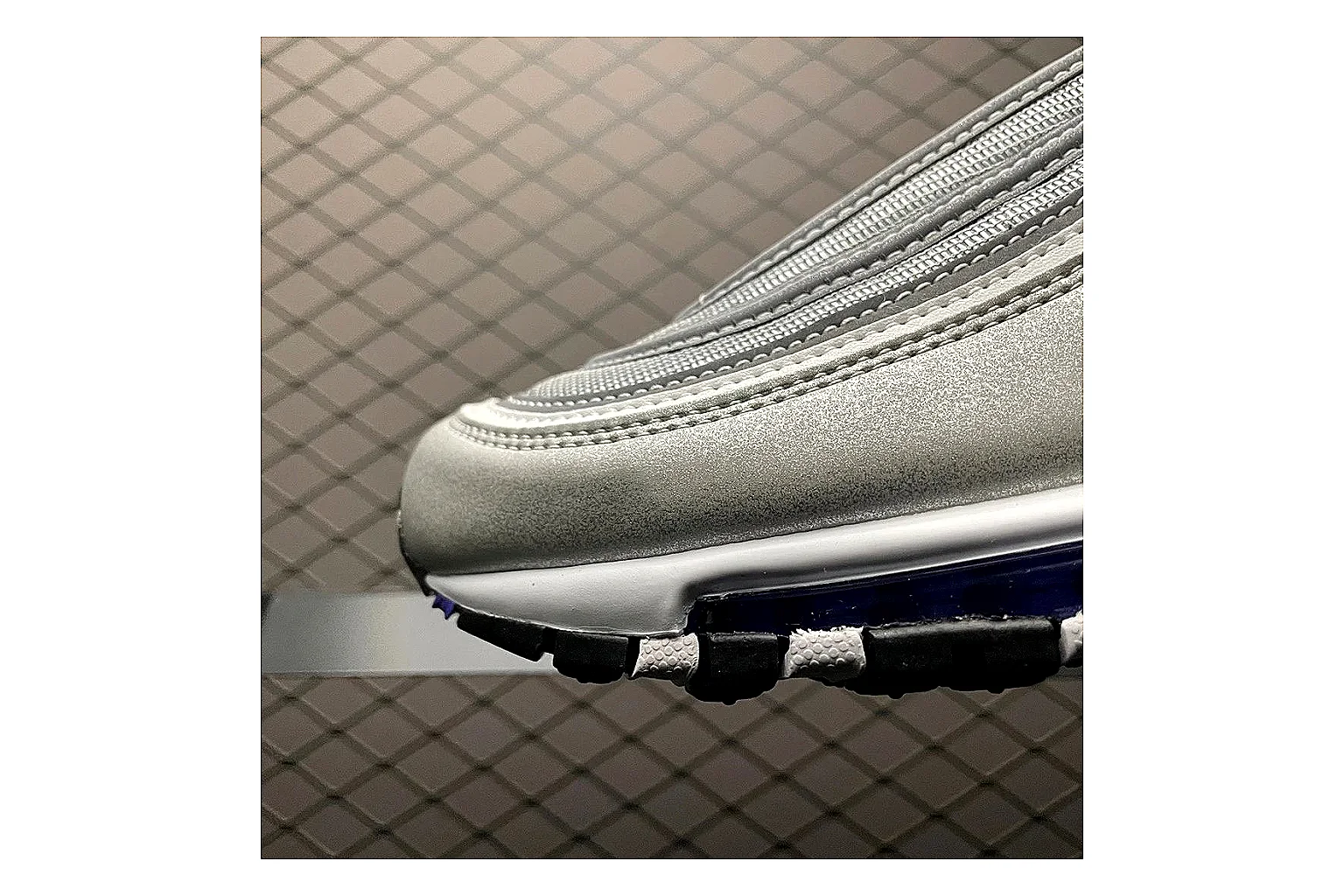 Casual Low-Top Sneaker 9730 spreadsheet record image SKU 1156009730 thumbnail 3