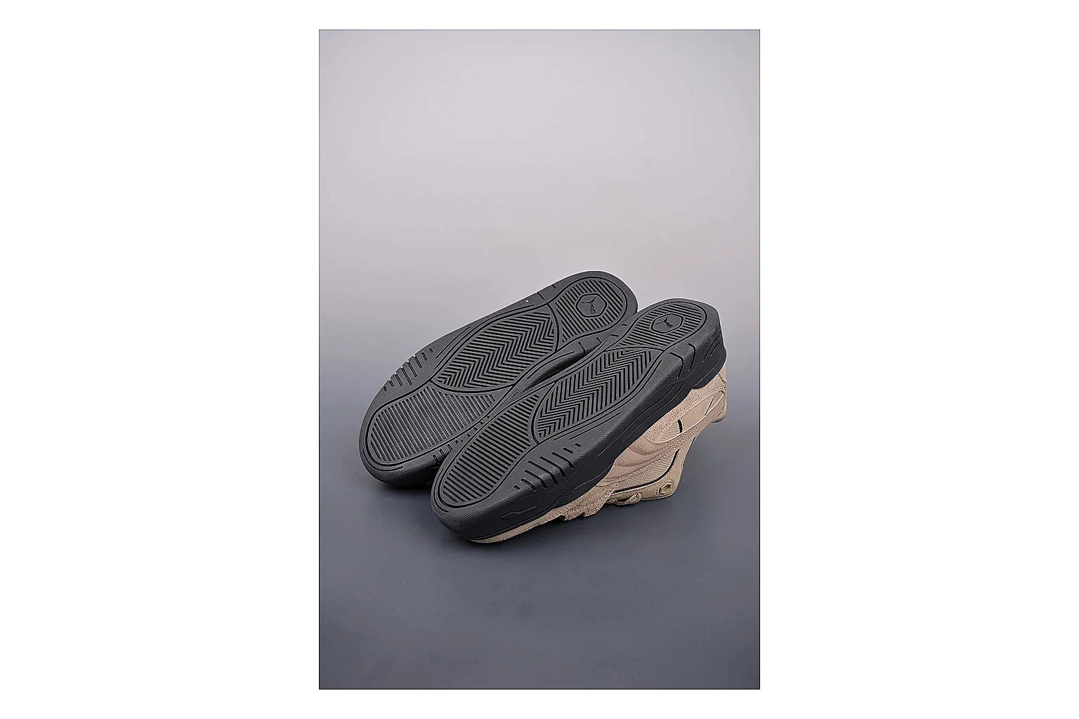 Casual Low-Top Sneaker 9750 Sheetbase record image with red casual low-top with mixed-material upper and low-profile shape thumbnail 6