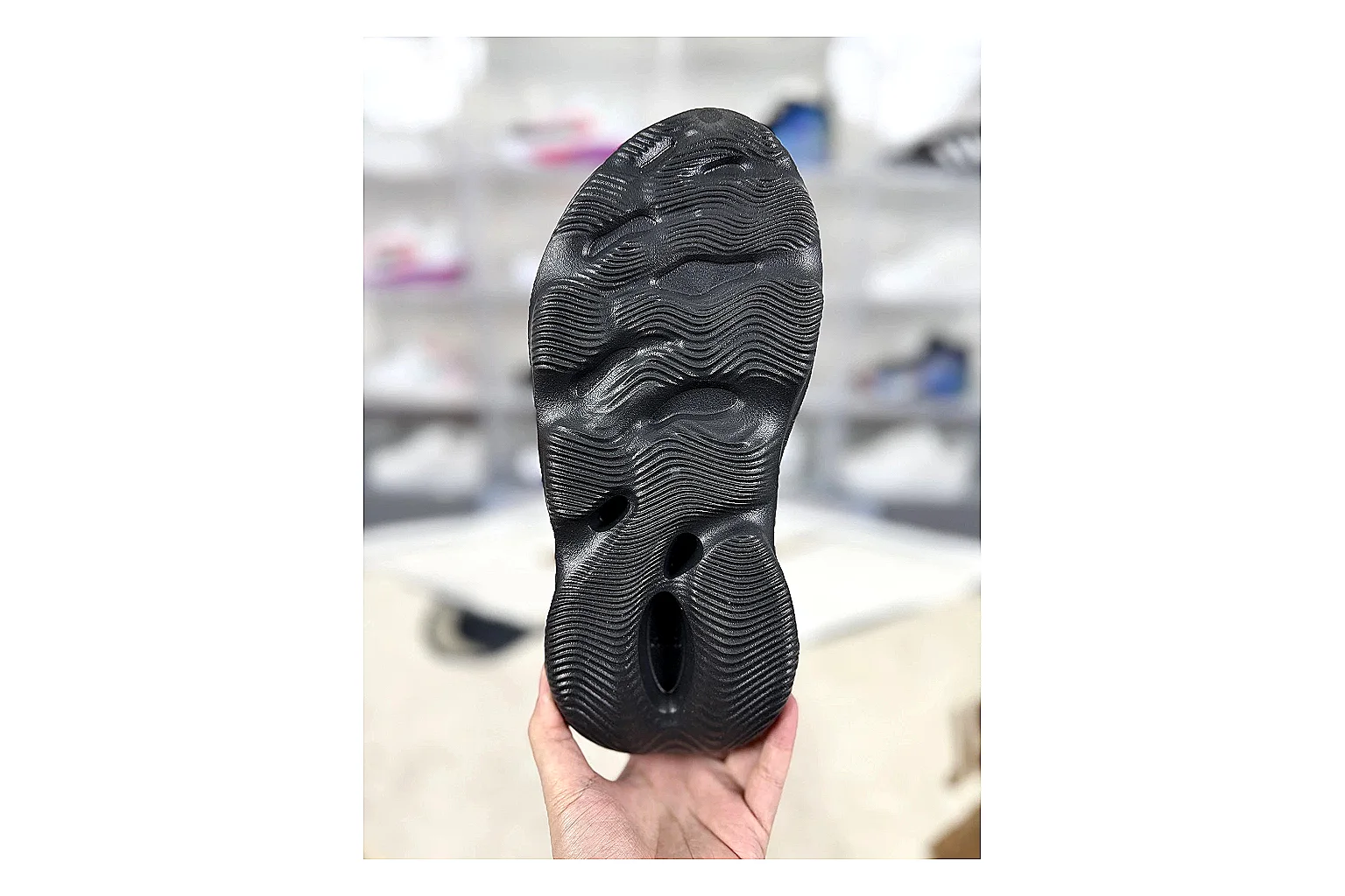 Daily Style Mixed Sneakers spreadsheet record image SKU 1194923194 thumbnail 5