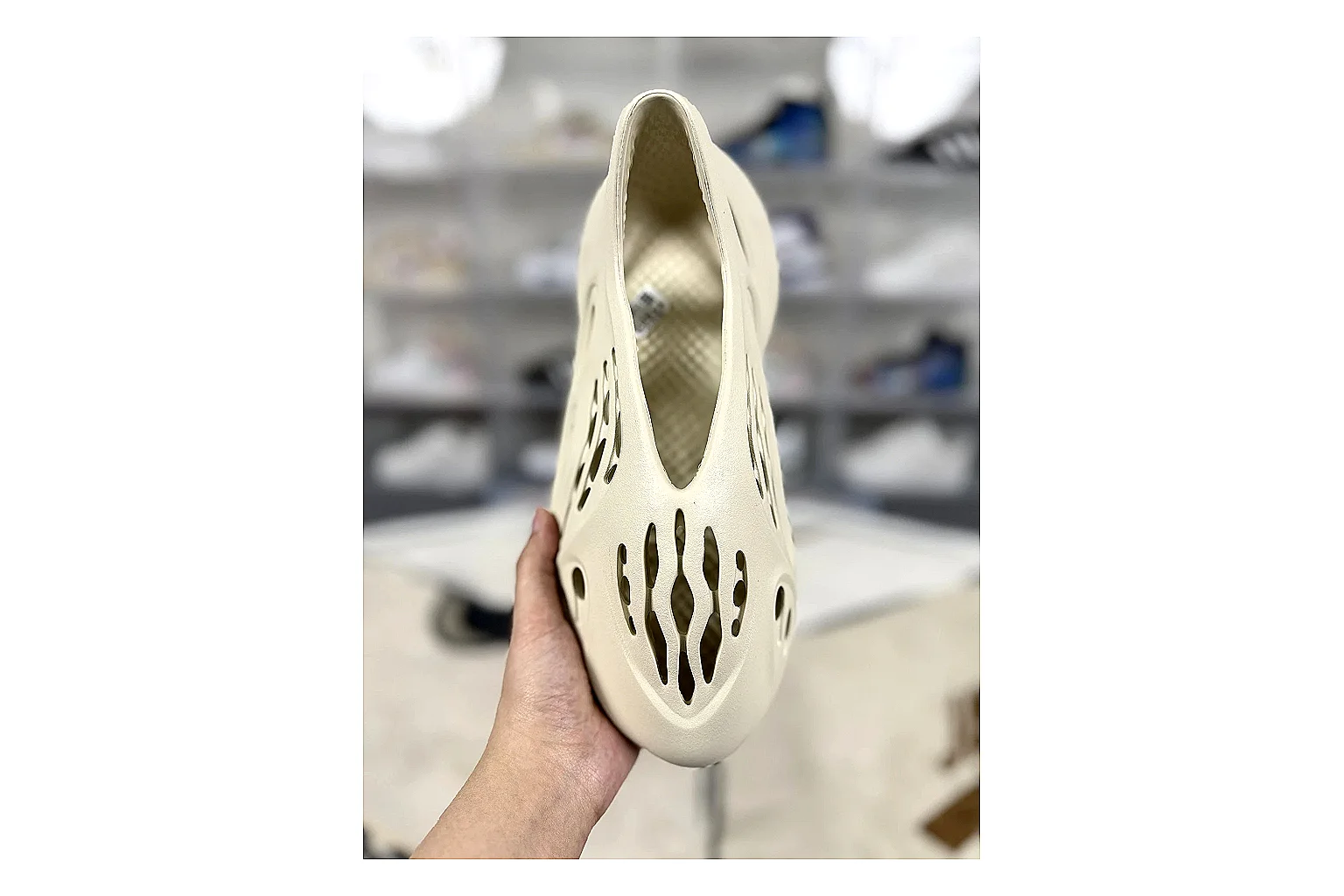Daily Style Mixed Sneakers spreadsheet record image SKU 1194923209 thumbnail 3
