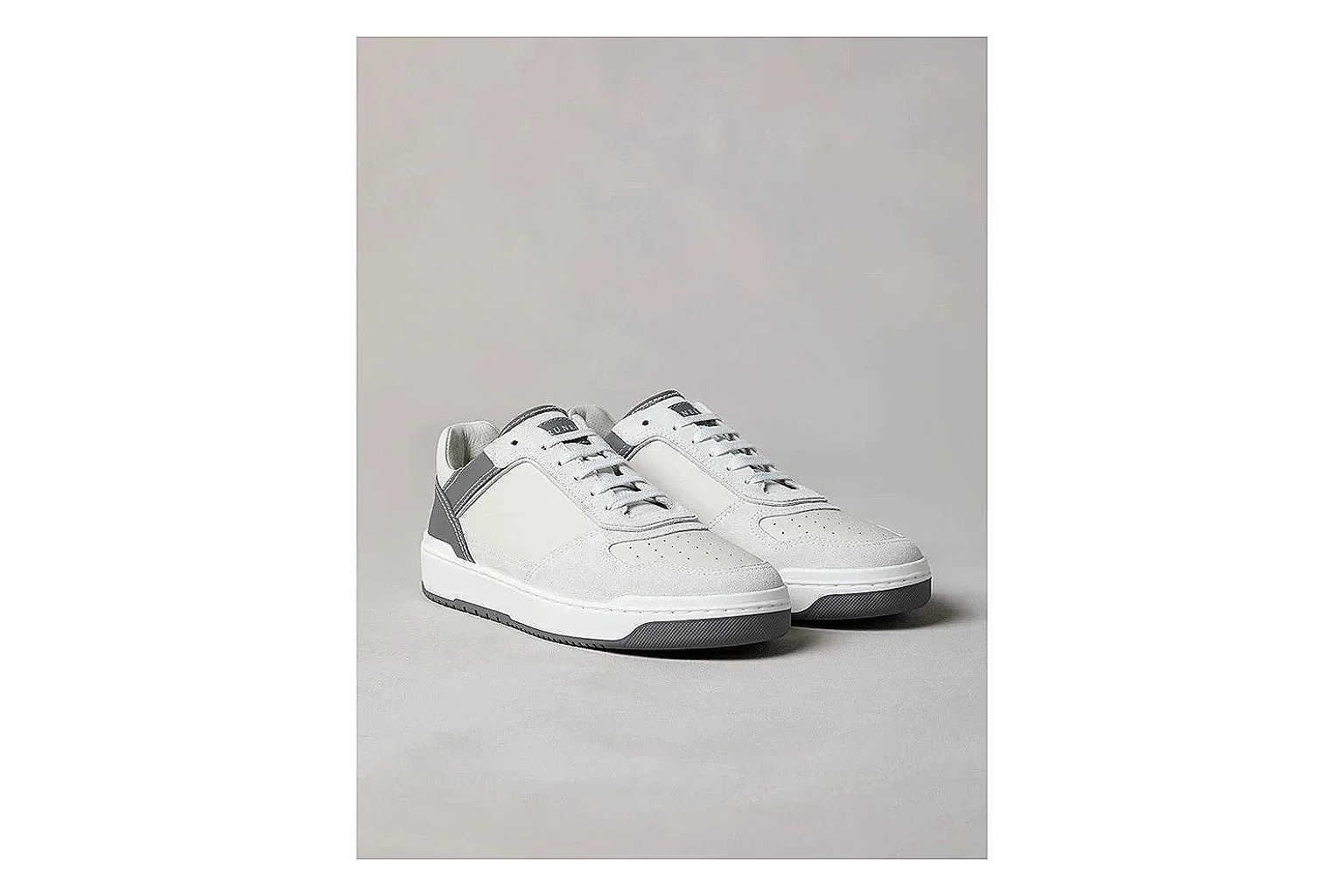 Other minimal low-top White Gray 5766 spreadsheet record six-photo gallery