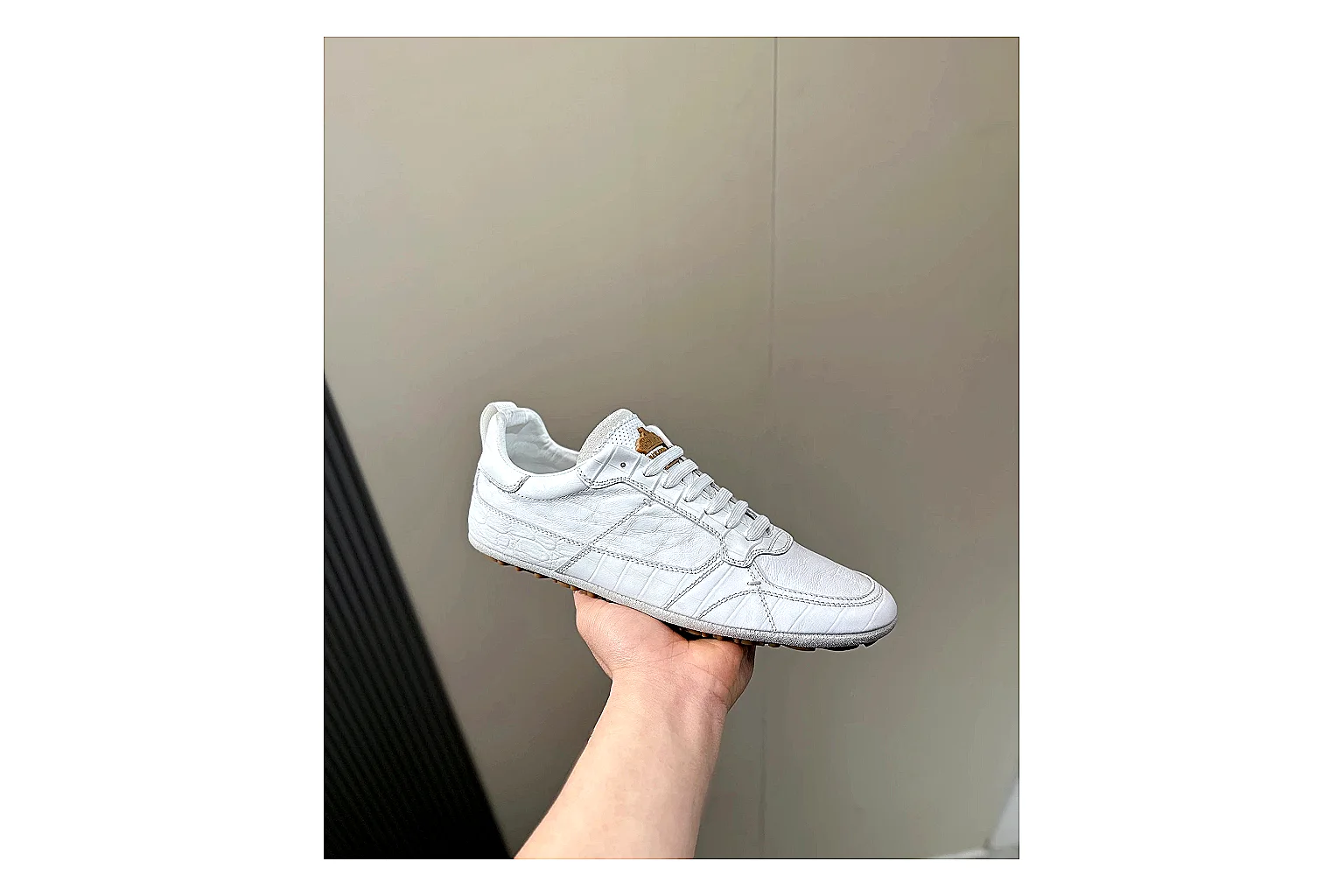 Other white designer low-top White 7802 spreadsheet record six-photo gallery thumbnail 4