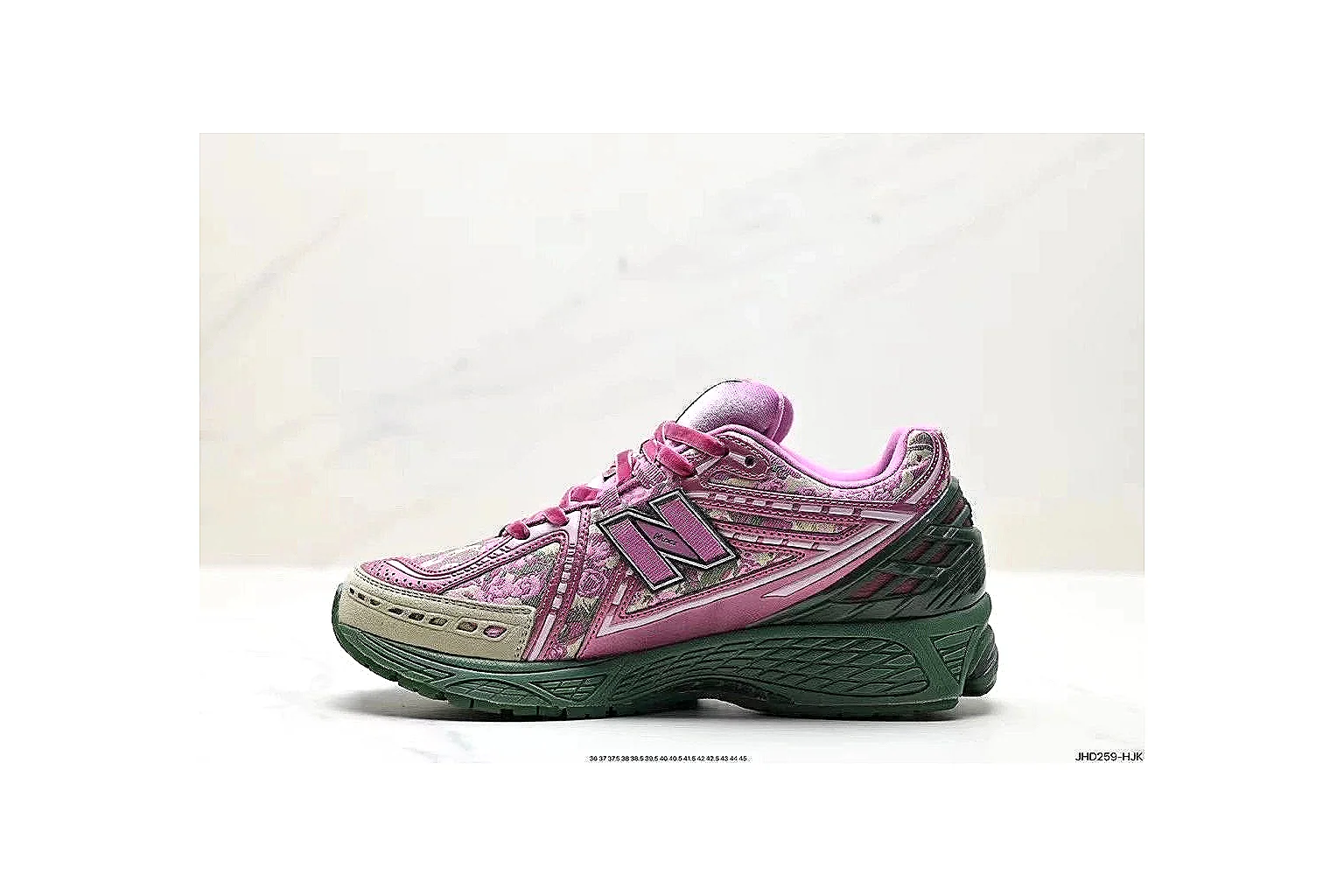kakosheetbase.com Pink Black Six Angle Footwear Low Top spreadsheet record six-photo gallery