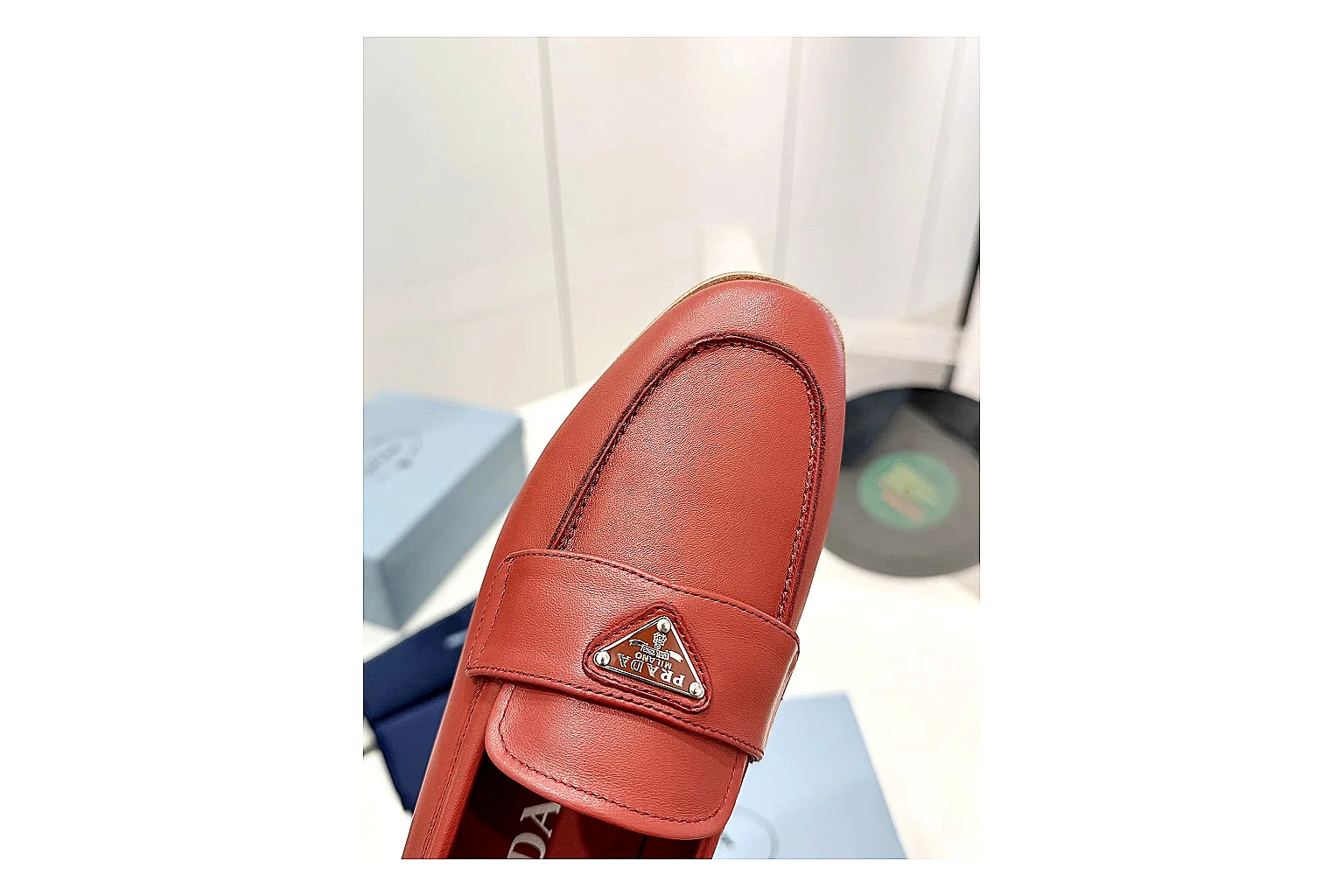 kakosheetbase.com Red Black Six Angle Footwear Low Top spreadsheet record six-photo gallery