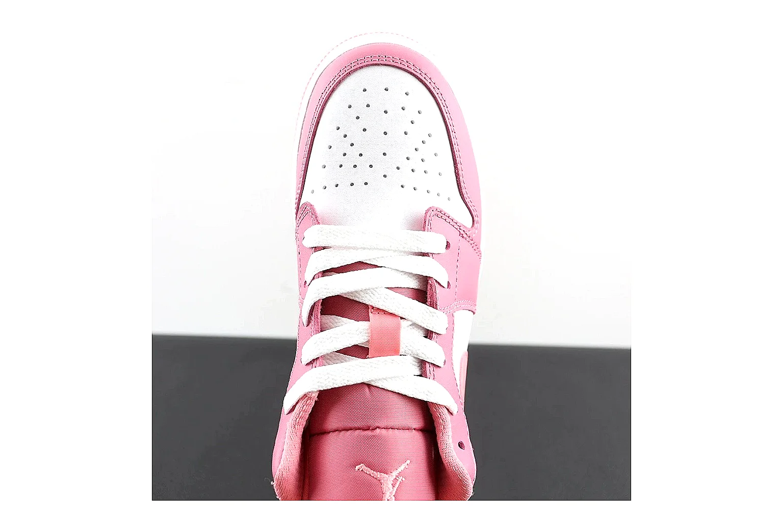 kakosheetbase.com Red Black Six Angle Footwear Low Top spreadsheet record six-photo gallery