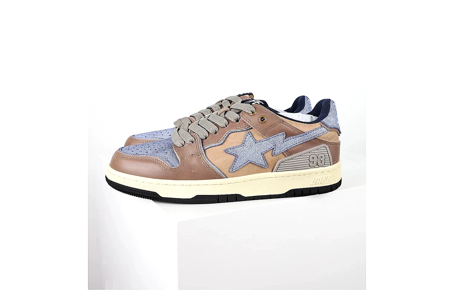 kakosheetbase.com Tan White Star Court Low Top spreadsheet record six-photo gallery thumbnail 2