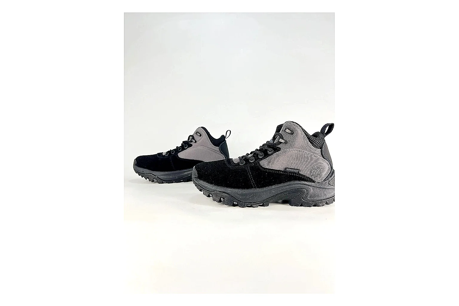 Timberland Motion Access Black Gray Sneakers spreadsheet record image with black gray outdoor sneakers with mesh-leather texture, side-profile shape, upper panel lines, and outsole detail thumbnail 5